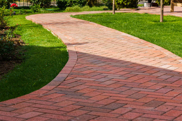 Best Driveway Pavers Contractor  in Columbus, KS